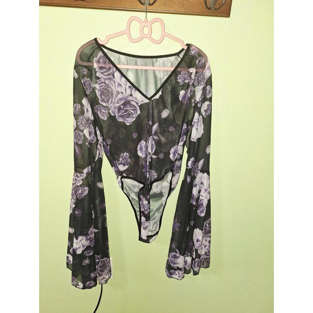 NEW Bell Sleeve Bodysuit Size L Gothic Dolls Blouse Purple Black Outfit - Picture 4 of 9